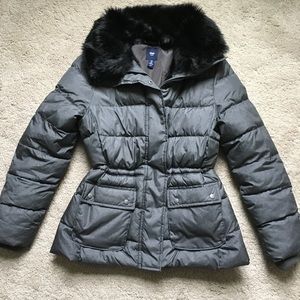 Gap Puffer Coat with Detachable Fur Collar -S